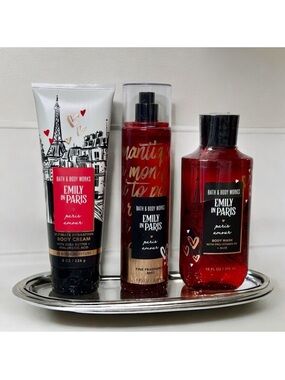 Bath & Body Works Emily In Paris Paris Amour Body Care Gift Set NWT